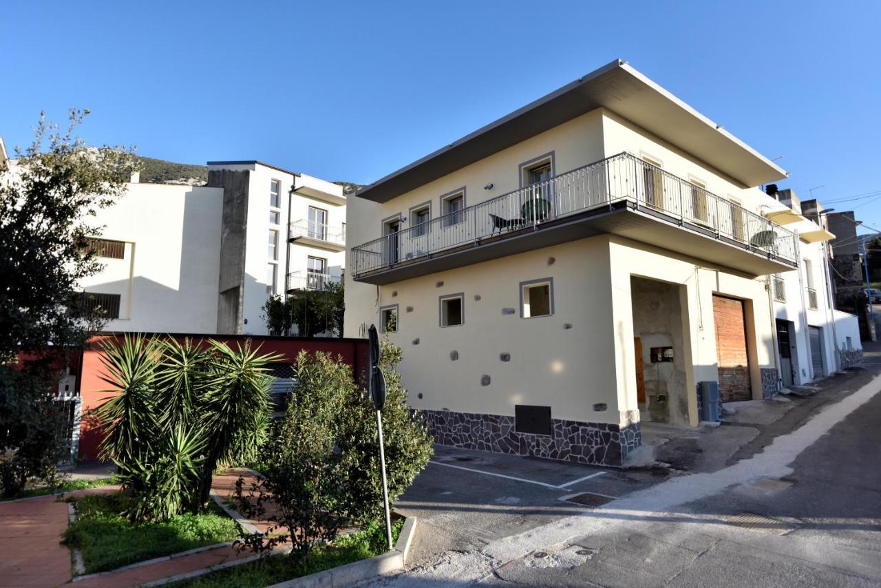 Inah Rooms Доргали Екстериор снимка